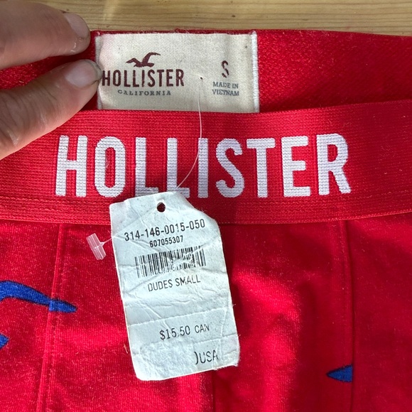 Hollister Red Boxer Briefs with Blue Seagull Pattern Sz S - Picture 2 of 4